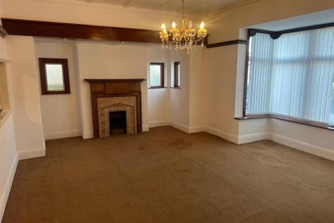 19 Pollards Hill North, Norbury, London SW16 4NJ