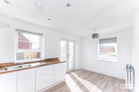 Tangmere Road, Hailsham, East Sussex, BN27 photo 4