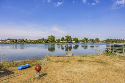 65 Southwood Road, Hayling Isalnd-PorticoMarketin
