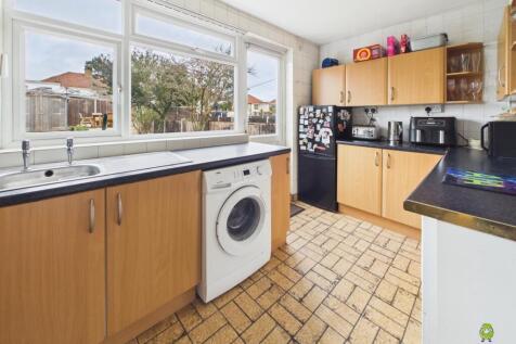 Presented by Clinton at EweMove Bexleyheath and Da