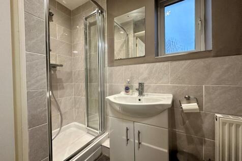 Room 2 15 Barbel Drive, Wolverhampton photo 4