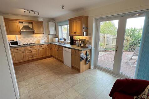 Kitchen Breakfast Room.jpg