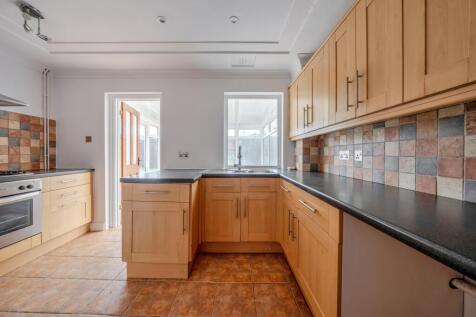 Kelso Court kitchen