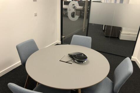 Office to rent Image 6