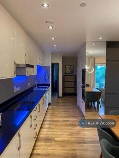 Gibbons House, Watford, WD18 photo 5