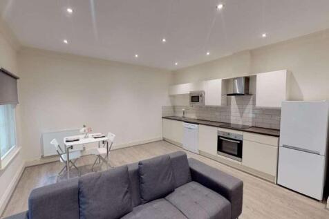 Flat_7_8_St_James_Row