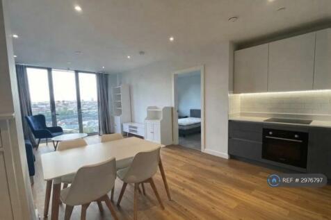 2-bed flat on Old Mount Street, Manchester, M4, £1,600/mo