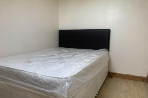 St. Marys Road, Liverpool, Merseyside, L19 photo 3