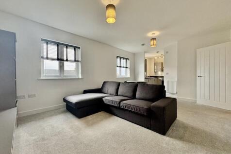 Parrott Court, Newton leys photo 3