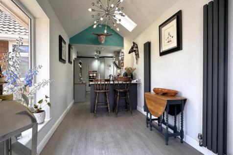 Superb Dining Kitchen 444