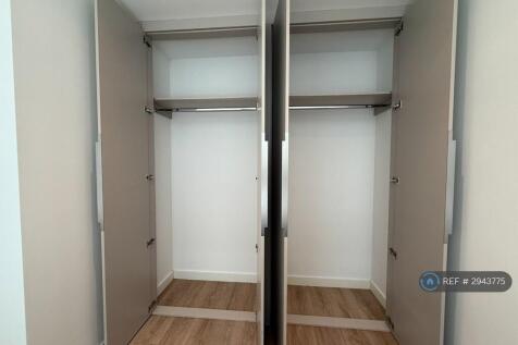 Fitted Wardrobe