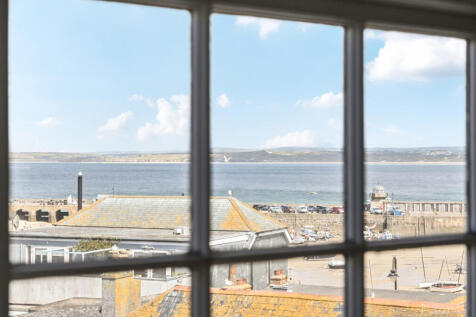 1320294-3-687519c...