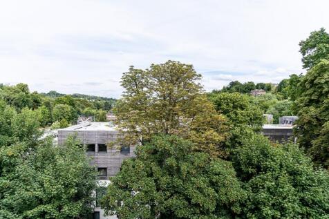 Whyteleafe House ...