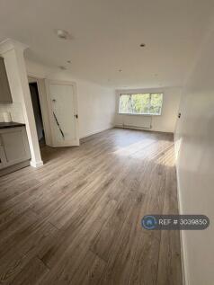 Barrhead, Glasgow, G78 photo 4