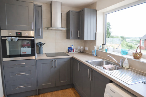 Mount Terrace, Batley, WF17 6AY photo 3