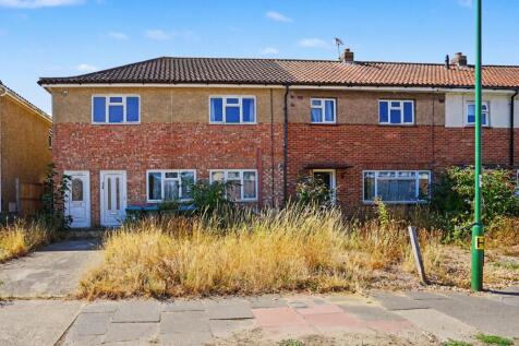 32 32A &amp; 32B Gosden Road, Littlehampton, BN17 6DY
