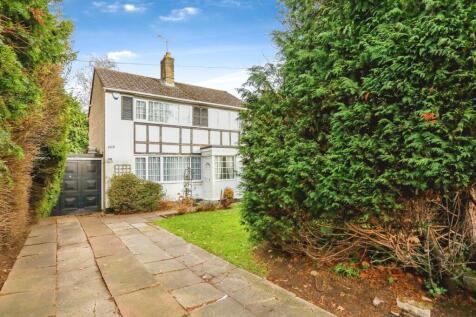 Bournemouth, BH8 - property photo