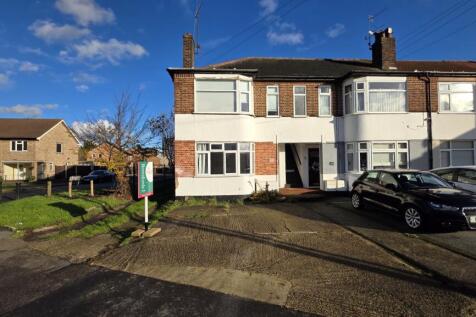 Romford, RM2 - property photo