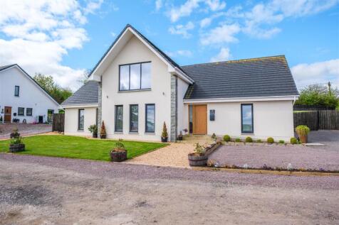 Taigh Seanair-1.jpg