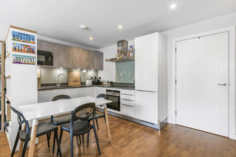 Reception/Kitchen