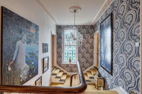 Landing &amp; Stairs