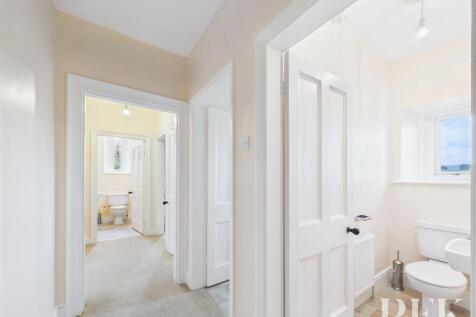 Hall to WC 2 &amp; WC 3