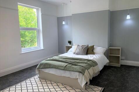 4 Double Bedrooms