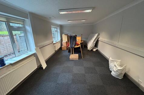 Office to rent Image 5