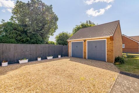 21 Laceys Drive (Leverton)-11