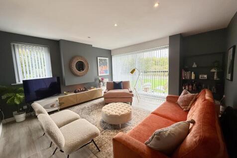 TOLETTOWNLANELOUN...