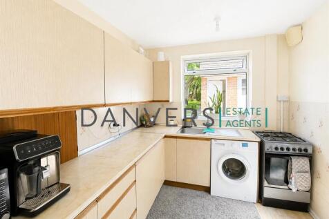 Glenfield Road, Leicester photo 3