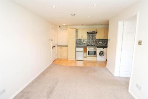 Lounge/Kitchen