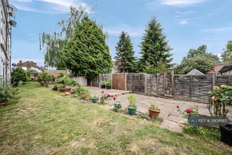Rear Communal Gardens
