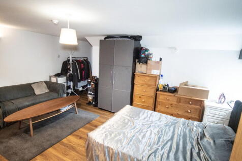 Chapel Hill, Huddersfield, HD1 3EB photo 4