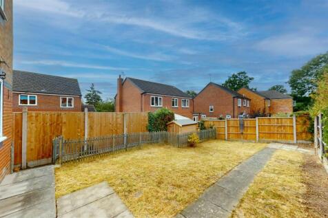 Shackleton Way, 9 rear garden