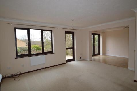 Living room.JPG