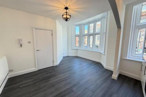 Living Room.jpg