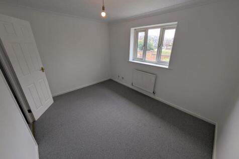Chiltern Close, Colchester photo 4