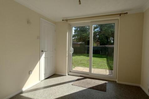Thistle Close, Thetford, Norfolk, IP24 2YB photo 3