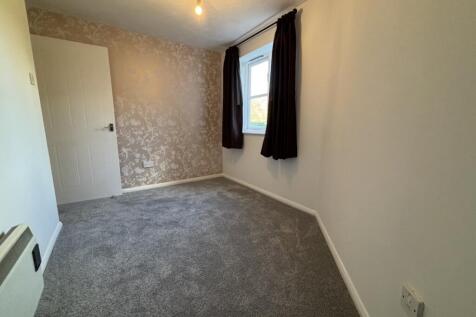 Wickham Crescent, Chelmsford, Essex photo 5