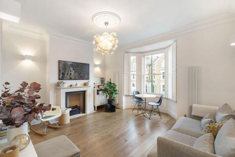 Richmond, TW10 - property photo