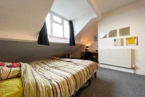 2 Eyam Road, Crookes, Sheffield photo 4