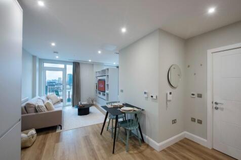 Moat Street, Wandsworth, London photo 3