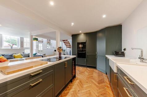 Kitchen/Living/Dining Room (3)