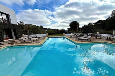 BEAUTIFUL FINCA WITH PLOT AND ANNEX HOUSE A FEW MINUTES FROM IBIZA, Santa Eulalia