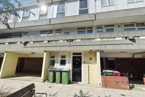 Mangold Way, Erith, DA18 photo 4