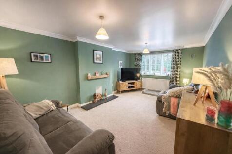 Living Room.jpg
