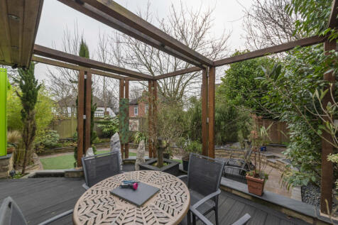 4_oakwell_crescent-35