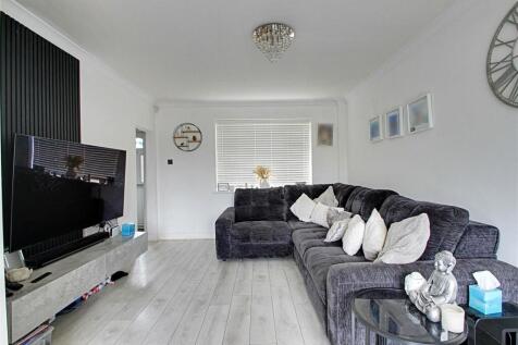 Living Room.jpg