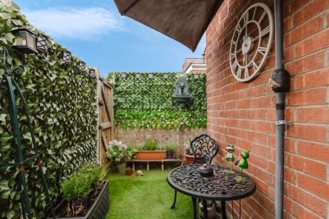 14 Meadow Road Photos-37.jpg
